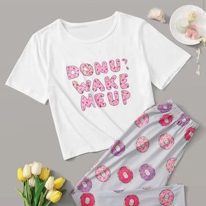 SHEIN Donuts & Slogan Graphic PJ Set